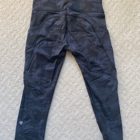Lululemon leggings - Picture 5 of 6